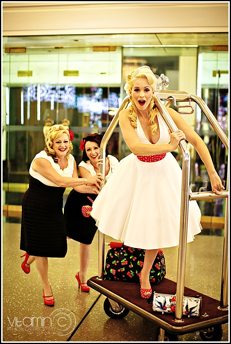 las vegas destination rockabilly pinup bride wedding_045